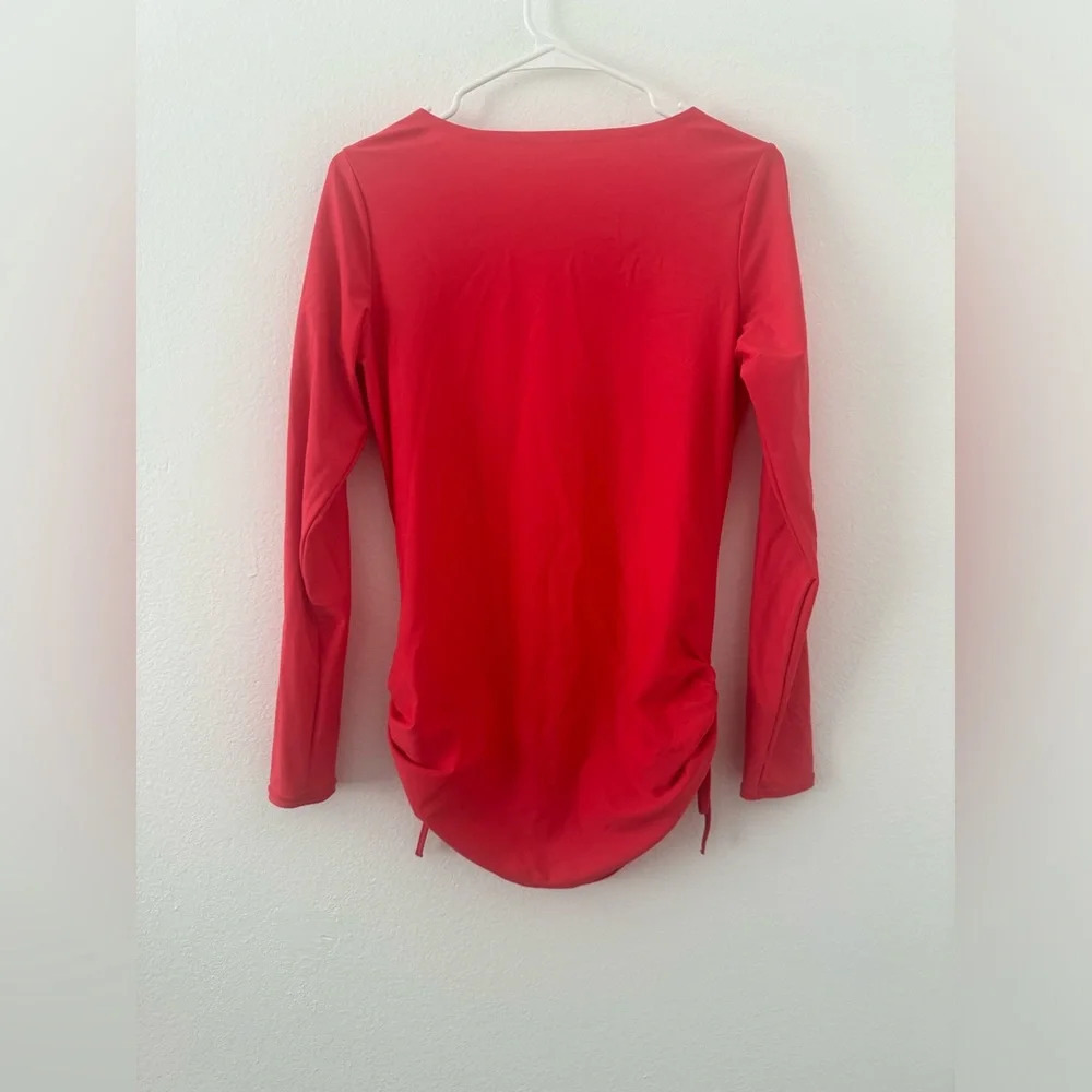 Coolibar Coral Red UPF 50+ Sun Protection Swim Top Side Ruching Coastal Size XS - Picture 3 of 9